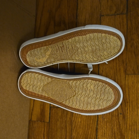 Gigil Girls Sneakers - Picture 5 of 5